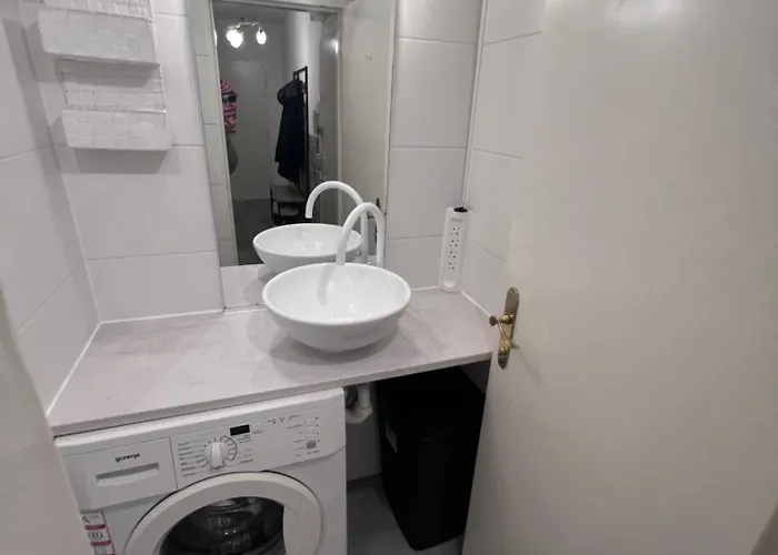 Apartmán Geri's 20 Cozy, Modern & Centrally Located 24-hour Self Check-in & Out *