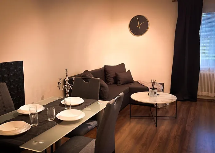 Apartmán Geri's 20 Cozy, Modern & Centrally Located 24-hour Self Check-in & Out